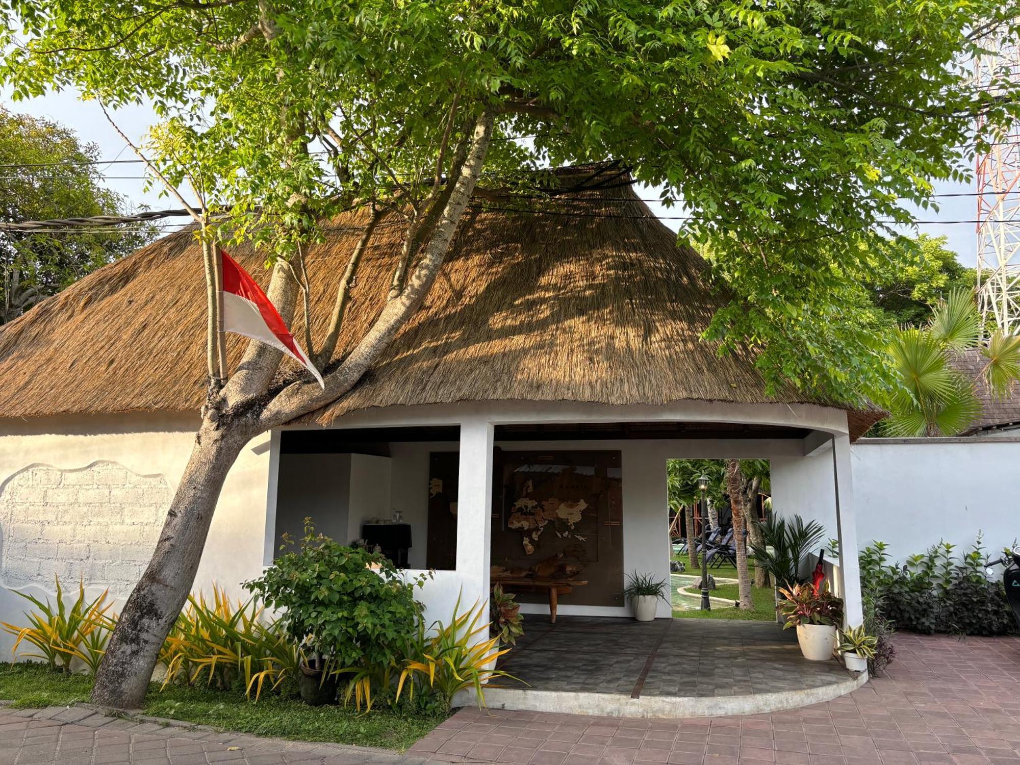 Bali Lagoon Bungalows, Nusa Dua Benoa Exterior photo