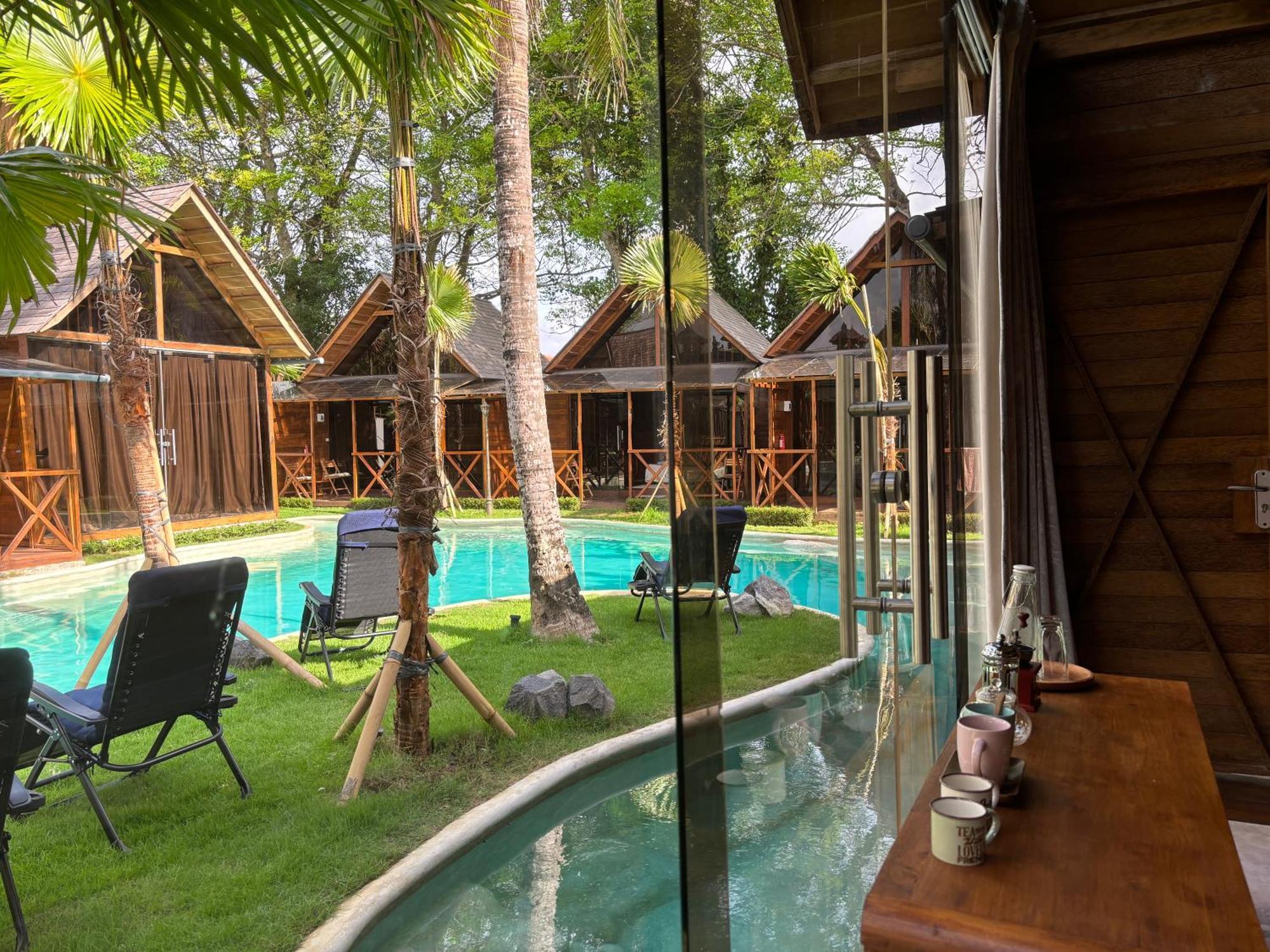 Bali Lagoon Bungalows, Nusa Dua Benoa Exterior photo