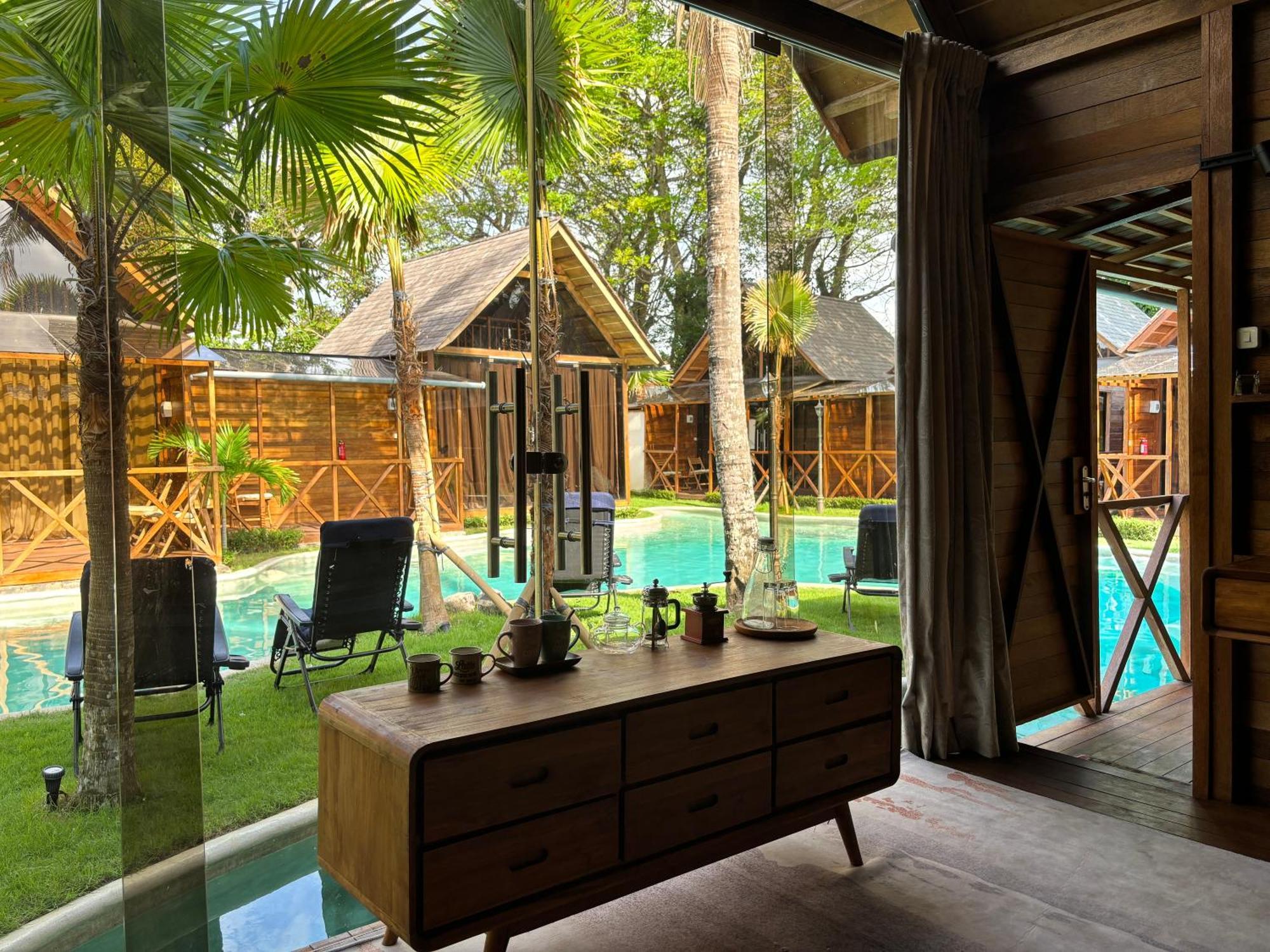 Bali Lagoon Bungalows, Nusa Dua Benoa Exterior photo
