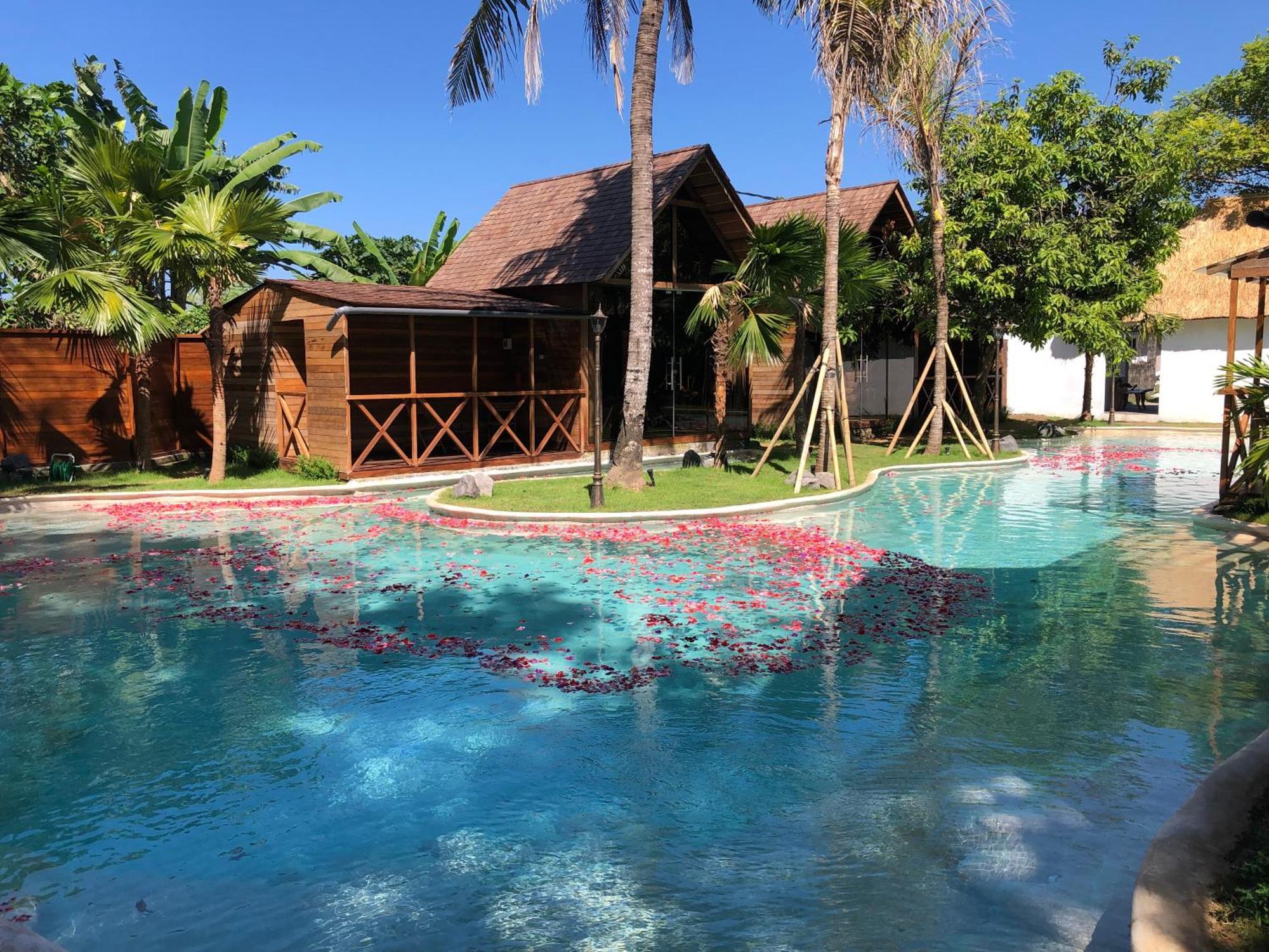 Bali Lagoon Bungalows, Nusa Dua Benoa Exterior photo